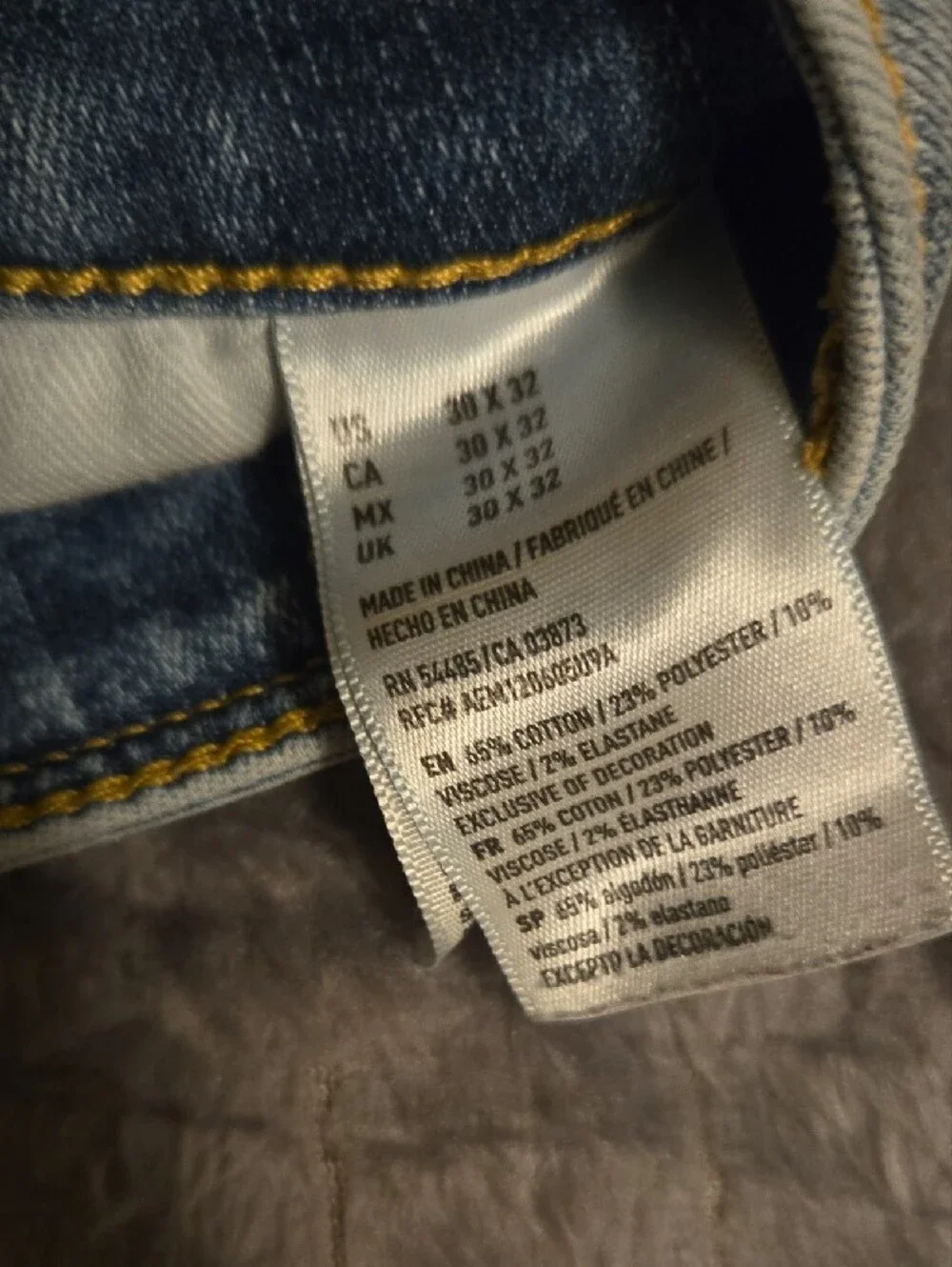 American Eagle Outfitters Extreme FlexLight Wash Distressed Size 30x32